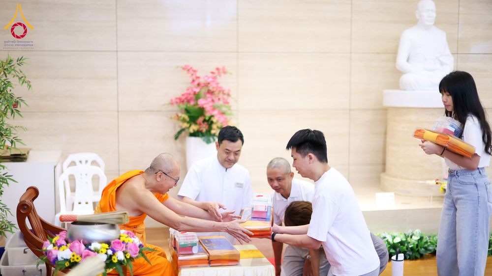 ภาพ No.332024:วันอาทิตย์ที่ 31 พฤษภาคม พ.ศ. 2569 วัดพระธรรมกายสิงคโปร์จุดประทีปแห่งศรัทธา ฉลองวิสาขบูชา ปี 2569 ยิ่งใหญ่ Dhammakaya Centre Singapore Illuminates the Lights of Faith in a Grand Vesak Day 2026 Celebration