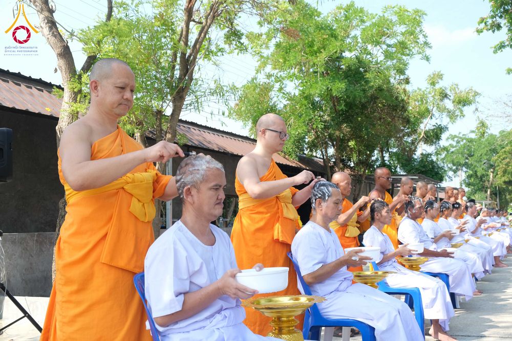 ภาพ No.315569:วันที่ 21 มีนาคม พ.ศ. 2569 โครงการอุปสมบทหมู ภาคฤดูร้อน ศูนย์อบรมเยาวชนนครปฐม อุปสมบท ณ พระอุโบสถ วัดลาดหญ้าไทร