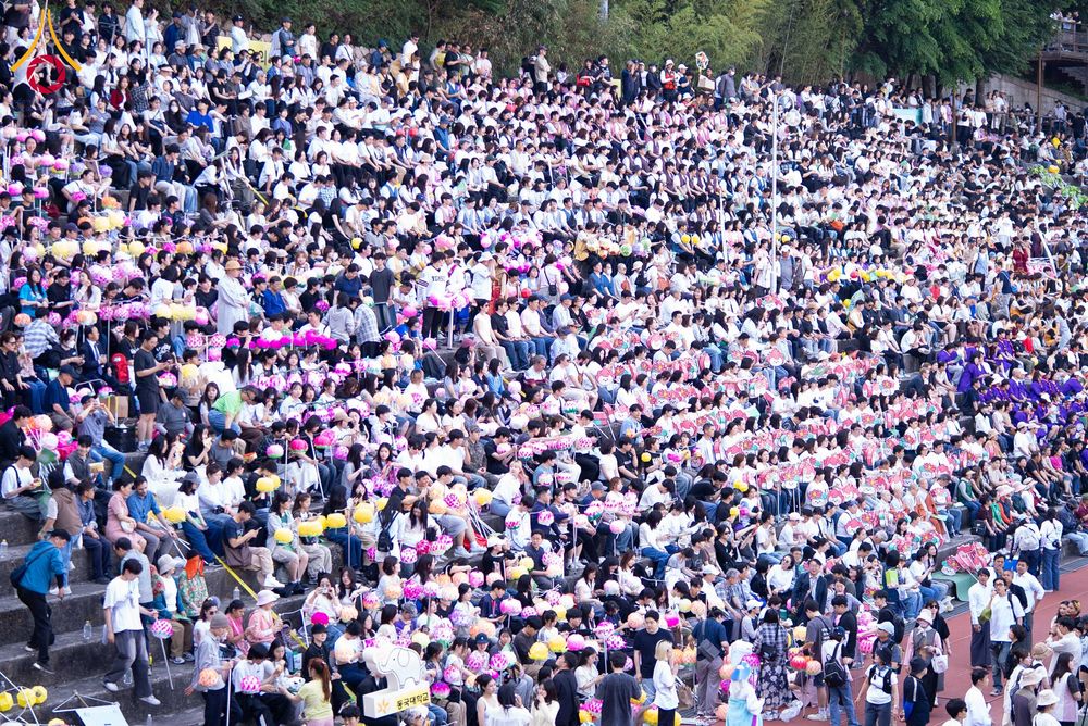 ภาพ No.328938:วันเสาร์ที่ 16 พฤษภาคม พ.ศ.2569 งานเทศกาลโคมวิสาขบูชานานาชาติ หรือ ยอนดึงฮเว  연등회 (Lotus Lantern Festival) ประจำปี 2569 ประเทศเกาหลีใต้