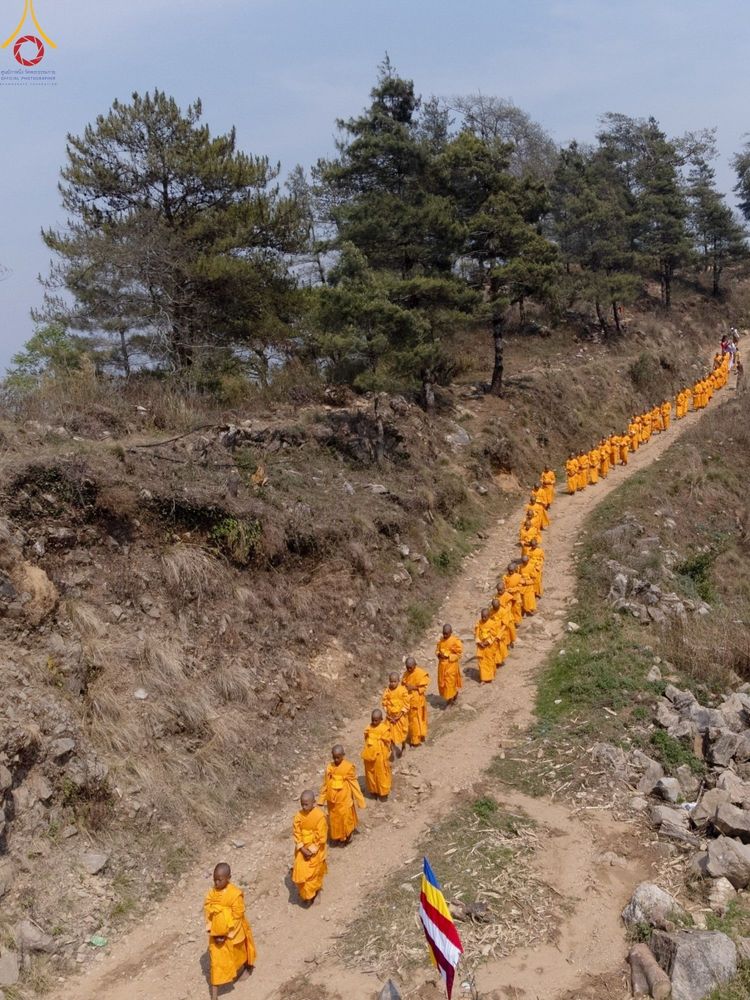 ภาพ No.80350:โครงการบรรพชาสามเณรภาคฤดูร้อน 100 รูป   ณ วัดมาศคันธะพุทธวิหาร เมืองลลิตปูร ประเทศเนปาล   ระหว่างวันที่ 5-15 เมษายน พ.ศ. 2566