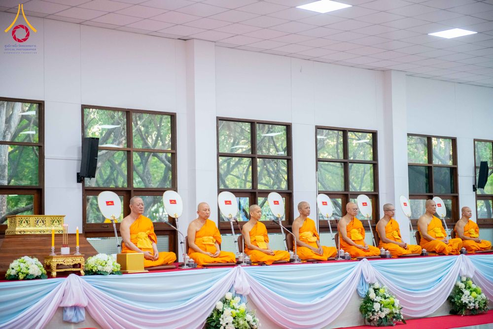 ภาพ No.314439:วันพฤหัสบดีที่ 19 มีนาคม พ.ศ. 2569 พิธีบำเพ็ญกุศล คุณพ่อณรงค์ จินตมากุล โยมบิดา พระครูปลัดรัตนวีรวัฒน์ (รังสฤษดิ์ อิทฺธิจินตโก) ที่ปรึกษาเจ้าคณะจังหวัดปทุมธานี เจ้าอาวาสวัดพระธรรมกาย  ณ ห้องปลูกศรัทธา 2 วัดพระธรรมกาย ปทุมธานี