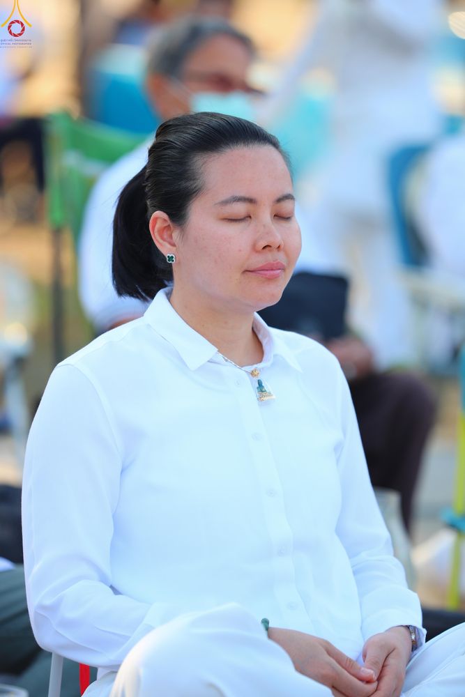 ภาพ No.302015:วันที่ 23 มกราคม พ.ศ. 2569 พิธีจุดประทีปธรรมถวายเป็นพุทธบูชา และบูชาธรรมมหาปูชนียาจารย์  ณ อนุสรณ์สถานลำดับที่ 5 สถานที่เผยแผ่วิชชาธรรมกายครั้งแรก อนุสรณ์สถานบางปลา วัดบางปลา อำเภอบางเลน จังหวัดนครปฐม ในโครงการธรรมยาตรา กตัญญูบูชา มหาปูชนียาจารย์ พระมงคล