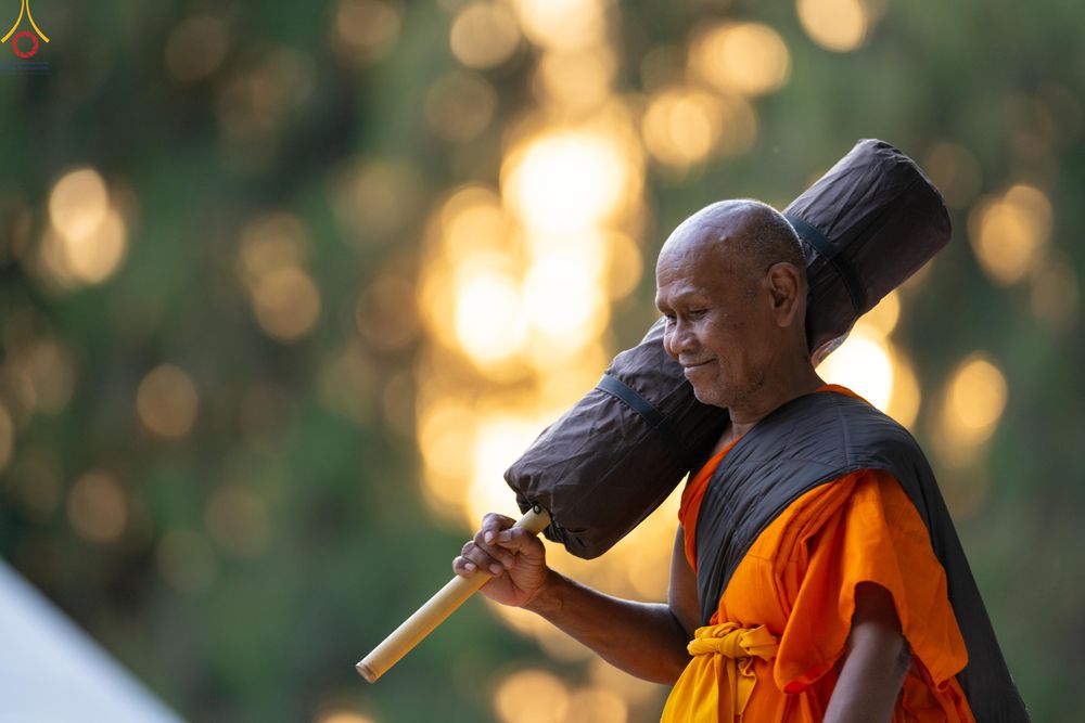 ภาพ No.287867:วันที่ 3 มกราคม พ.ศ. 2569 พิธีต้อนรับพระธรรมยาตรา ครั้งที่ 2 (ภาพชุดที่ 2) ในโครงการธรรมยาตรา กตัญญูบูชา มหาปูชนียาจารย์ พระมงคลเทพมุนี(สด จนฺทสโร) พระผู้ปราบมาร อนุสรณ์สถาน 7 แห่ง ปีที่ 14 ณ อนุสรณ์สถานมหาวิหารพระมงคลเทพมุนี (โลตัสแลนด์) อ.สองพี่น้อง จ.