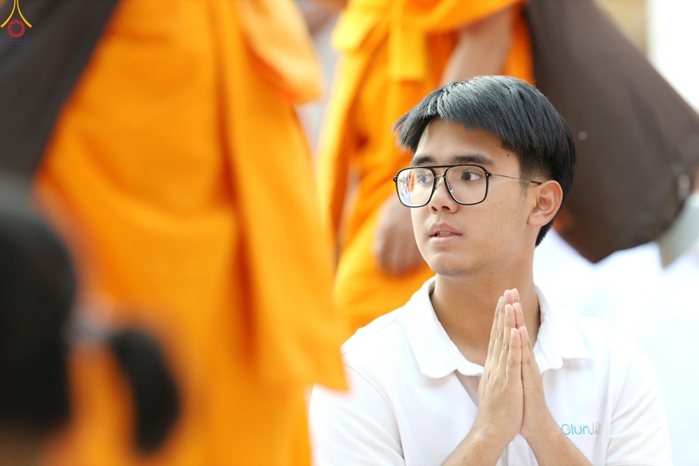 ภาพ No.293019:วันที่ 11 มกราคม พ.ศ. 2569 พิธีต้อนรับพระธรรมยาตรา ณ อนุสรณ์สถานลำดับที่ 3 (ภาพชุดที่ 2) สถานที่เกิดในเพศสมณะ วัดสองพี่น้อง อำเภอสองพี่น้อง จังหวัดสุพรรณบุรี ในโครงการธรรมยาตรา กตัญญูบูชา มหาปูชนียาจารย์ พระมงคลเทพมุนี(สด จนฺทสโร) พระผู้ปราบมาร อนุสรณ์สถ