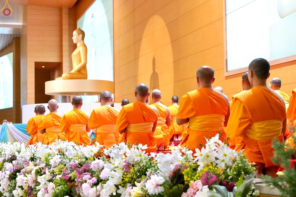 ภาพ No.337936:วันอาทิตย์ต้นเดือน 5 กรกฎาคม พ.ศ.2569 พิธีบูชาข้าวพระ ณ สภาธรรมกายสากล วัดพระธรรมกาย