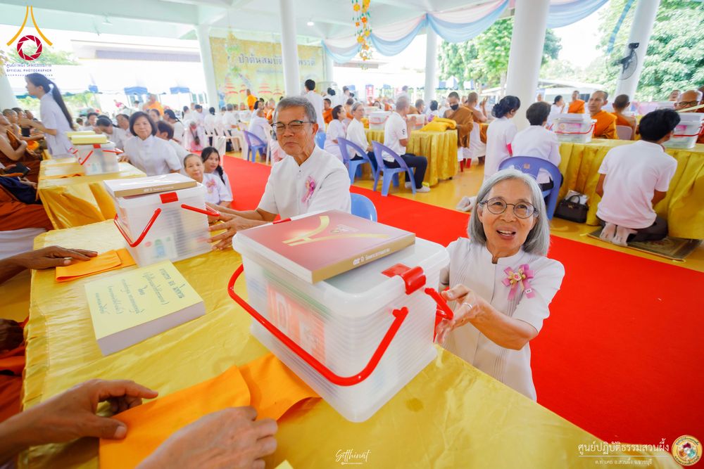 ภาพ No.339927:วันที่ 19 กรกฎาคม พ.ศ.2569 พิธีถวายมหาสังฆทาน 82 วัด บูชาธรรม 82 ปี หลวงพ่อธัมมชโย (ครั้งที่ 3)  ณ ศูนย์ปฏิบัติธรรมสวนผึ้ง อำเภอสวนผึ้ง จังหวัดราชบุรี