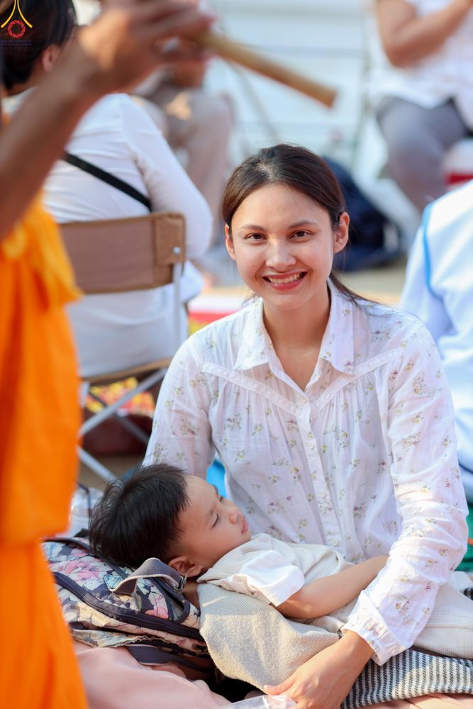 ภาพ No.295424:วันที่ 16 มกราคม พ.ศ. 2569 พิธีต้อนรับพระธรรมยาตรา อนุสรณ์สถานลำดับที่ 4 (ภาพชุดที่ 2) สถานที่เกิดด้วยกายธรรม ณ วัดโบสถ์บน ต.บางคูเวียง จ.นนทบุรี ในโครงการธรรมยาตรา กตัญญูบูชา มหาปูชนียาจารย์ พระมงคลเทพมุนี(สด จนฺทสโร) พระผู้ปราบมาร อนุสรณ์สถาน 7 แห่ง ปี