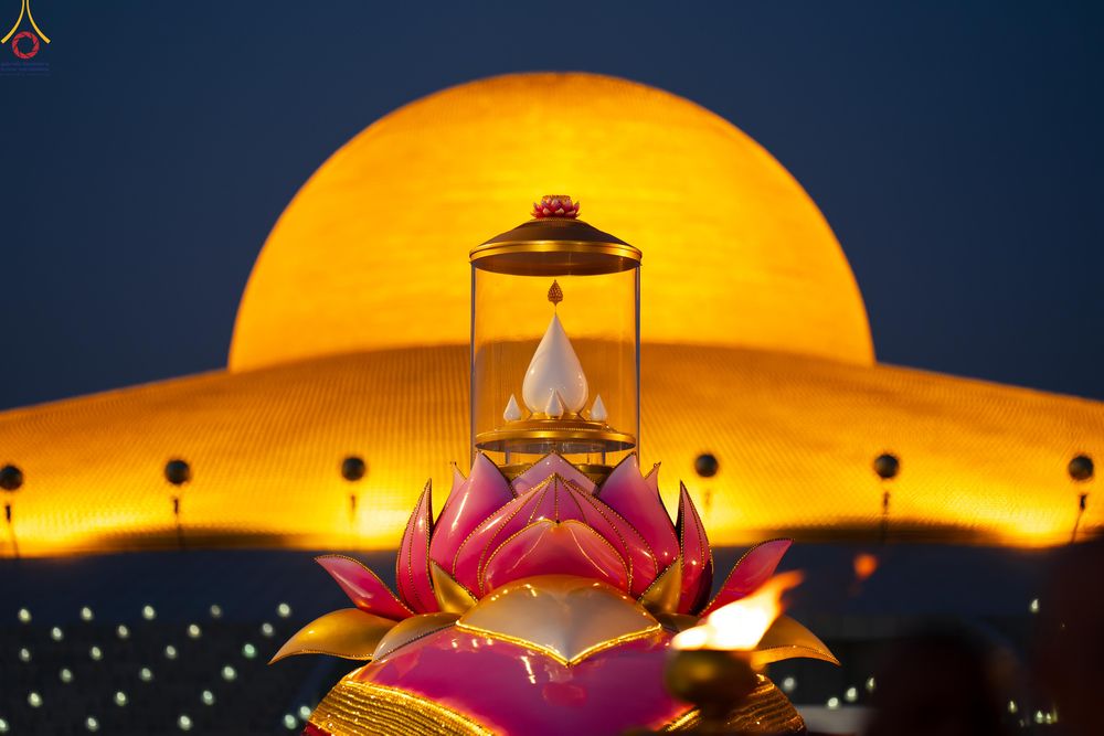 ภาพ No.308015:วันที่ 31 มกราคม พ.ศ. 2569 พิธีจุดประทีปธรรมถวายเป็นพุทธบูชา  และบูชาธรรมมหาปูชนียาจารย์ (ภาพชุดที่ 3) ณ วัดพระธรรมกาย ปทุมธานี ในโครงการธรรมยาตรา กตัญญูบูชา มหาปูชนียาจารย์ พระมงคลเทพมุนี(สด จนฺทสโร) พระผู้ปราบมาร อนุสรณ์สถาน 7 แห่ง ปีที่ 14