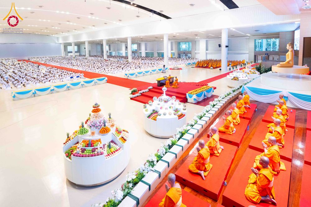 ภาพ No.308310:วันที่ 1  กุมภาพันธ์ พ.ศ. 2569 พิธีบูชาข้าวพระอาทิตย์ต้นเดือน ณ สภาธรรมกายสากล วัดพระธรรมกาย