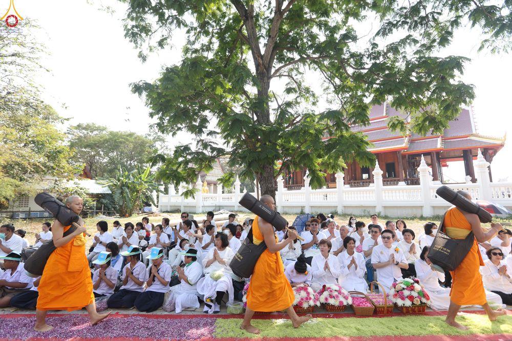 ภาพ No.299372:วันที่ 18 มกราคม พ.ศ. 2569 พิธีต้อนรับพระธรรมยาตรา ณ อนุสรณ์สถานลำดับที่ 5 สถานที่เผยแผ่วิชชาธรรมกายครั้งแรก อนุสรณ์สถานบางปลา วัดบางปลา อำเภอบางเลน จังหวัดนครปฐม ในโครงการธรรมยาตรา กตัญญูบูชา มหาปูชนียาจารย์ พระมงคลเทพมุนี(สด จนฺทสโร) พระผู้ปราบมาร อนุส