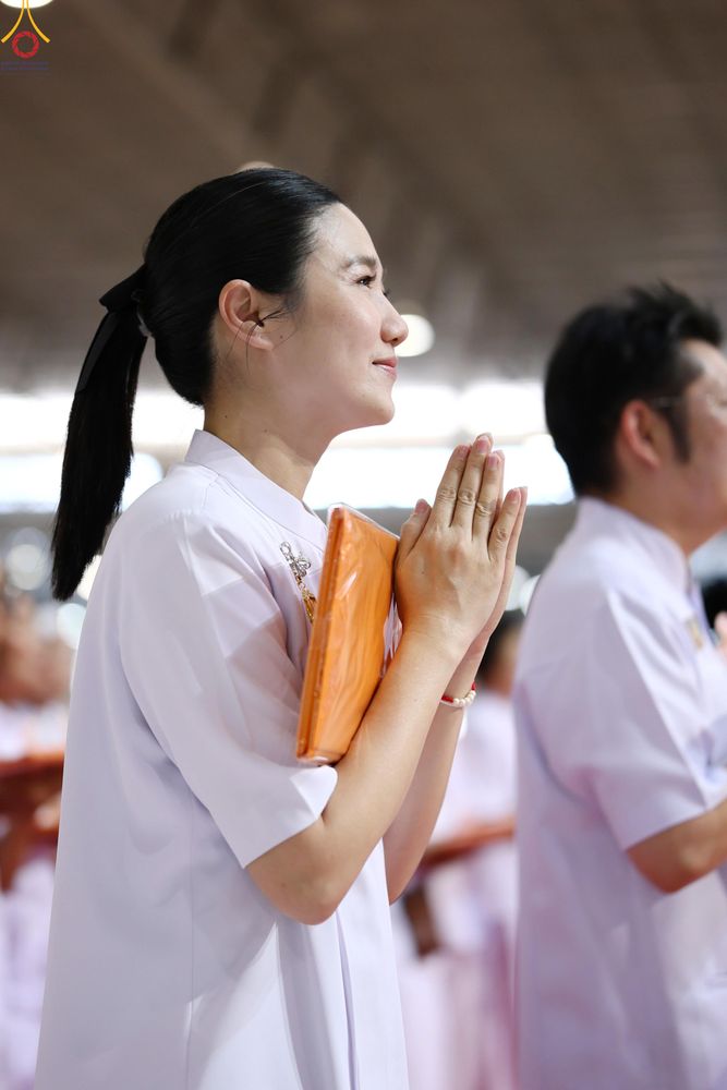 ภาพ No.318503:วันอาทิตย์ต้นเดือนที่ 5 เมษายน พ.ศ.2569 พิธีทอดผ้าป่าสมทบมหาสังฆทาน 40,000 กว่าวัดทั่วประเทศ ณ สภาธรรมกายสากล วัดพระธรรมกาย