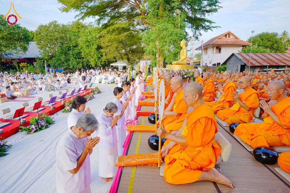 ภาพ No.346231:วันอาทิตย์ที่ 30 สิงหาคม พ.ศ. 2569 มหาสังฆทาน ปีที่ 22  ตักบาตรพระ 1,000 รูป  น้อมบูชาธรรมหลวงพ่อธัมมชโยเนื่องในวันธรรมชัย  ณ ศูนย์อบรมเยาวชนผาสุกวนิช จ.ราชบุรี