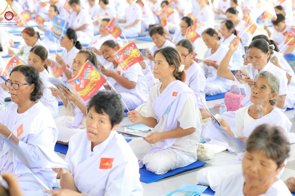 ภาพ No.158342:โครงการอบรมอุบาสก อุบาสิกาแก้ว  ตัวแทนทอดกฐิน 30,000 วัด ทั่วไทย บูชาธรรม 80 ปี หลวงพ่อธัมมชโย ระหว่างวันที่ 20-22 กันยายน พ.ศ. 2567 ณ จังหวัดบุรีรัมย์ รุ่นที่ 3
