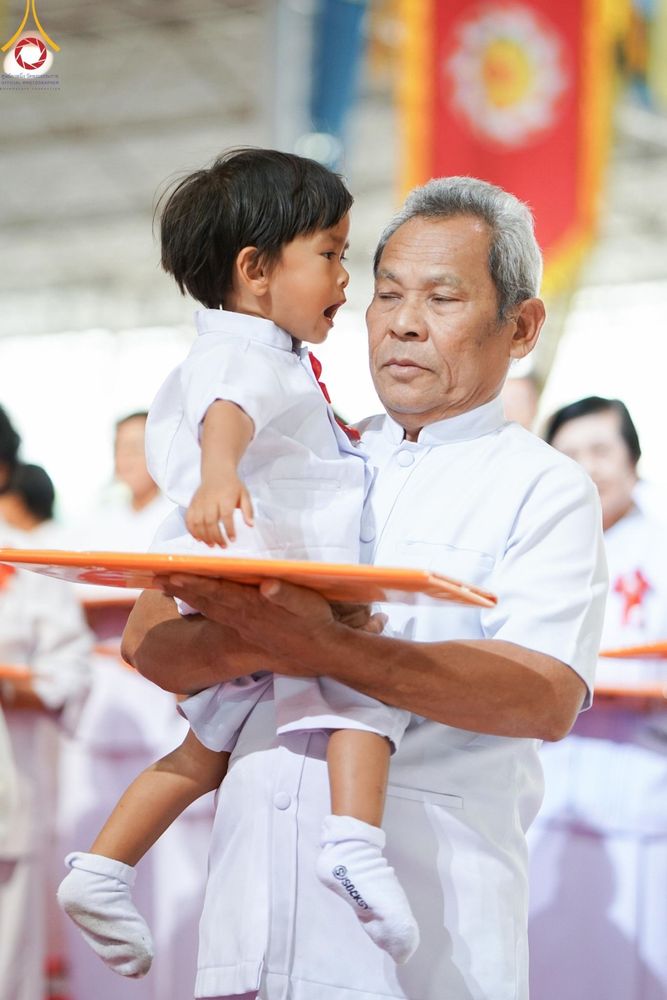 ภาพ No.178038:พิธีทอดผ้าป่าต้นสมบัติจักรพรรดิ ในวันอาทิตย์ที่ 1 ธันวาคม พ.ศ. 2567 ณ สภาธรรมกายสากล วัดพระธรรมกาย