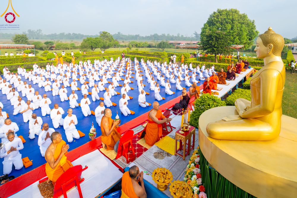 ภาพ No.314091:วันจันทร์ที่ 16 มีนาคม พ.ศ. 2569 พิธีเวียนเทียนประทักษิณ และพิธีบรรพชาสามเณร 500 รูป ณ วิหารมายาเทวี ประเทศเนปาล