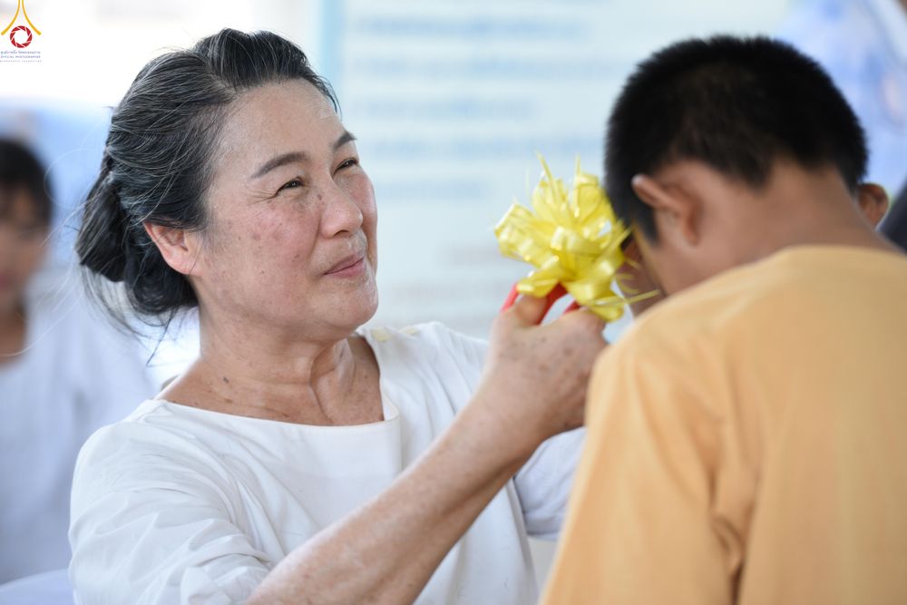 ภาพ No.317338:วันอาทิตย์ที่ 29 มีนาคม พ.ศ. 2569 พิธีตัดปอยผมยุวธรรมทายาท โครงการบรรพชาสามเณรฟื้นฟูพระพุทธศาสนา (ภาคฤดูร้อน) ปิดเทอมเติมธรรม ณ ศูนย์ปฏิบัติธรรมวิหารแดง จ.สระบุรี