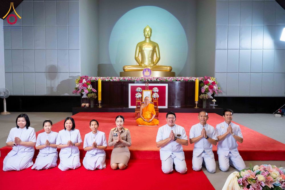 ภาพ No.309058:วันอาทิตย์ที่ 8 กุมภาพันธ์ พ.ศ. 2569  พิธีต้อนรับพระบัญชาสมเด็จพระสังฆราช แต่งตั้ง  “พระครูปลัดรัตนวีรวัฒน์” (รังสฤษดิ์ อิทฺธิจินฺตโก) เจ้าอาวาสวัดพระธรรมกาย ให้ดำรงตำแหน่ง “ที่ปรึกษาเจ้าคณะจังหวัดปทุมธานี”