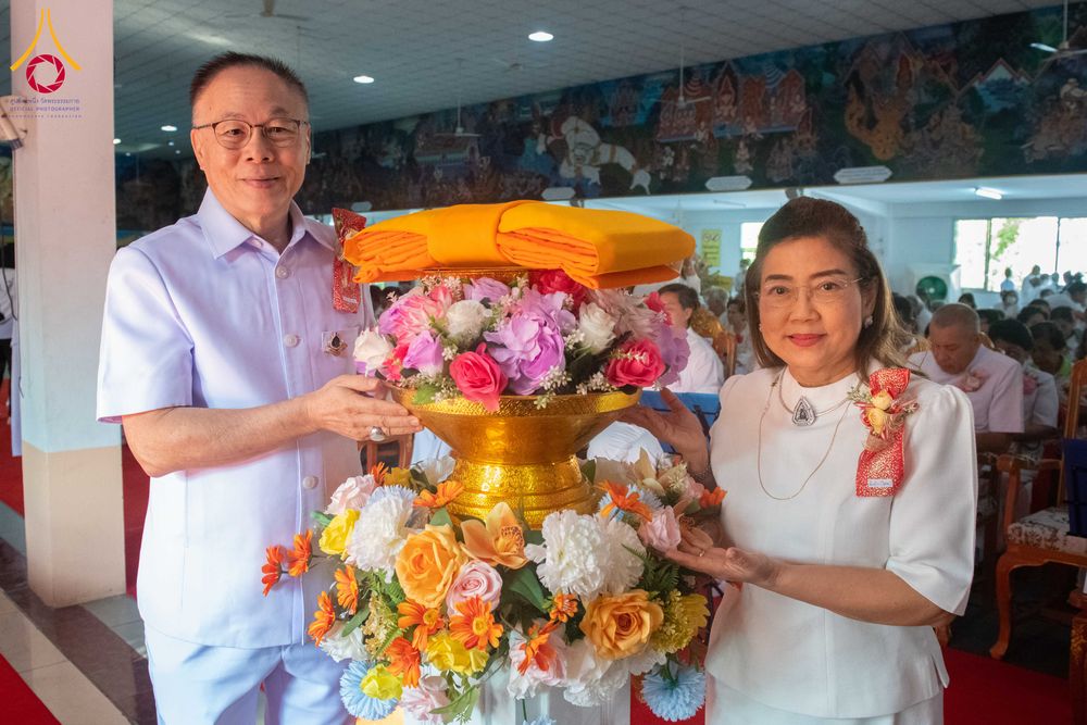 ภาพ No.295635:วันที่ 15 มกราคม พ.ศ. 2569 พิธีทอดผ้าป่าทำนุบำรุงศาสนสถาน ณ วัดโบสถ์บน ต.บางคูเวียง จ.นนทบุรี อนุสรณ์สถานลำดับที่ 4 สถานที่เกิดด้วยกายธรรม ในโครงการธรรมยาตรา กตัญญูบูชา มหาปูชนียาจารย์ พระมงคลเทพมุนี(สด จนฺทสโร) พระผู้ปราบมาร อนุสรณ์สถาน 7 แห่ง ปีที่ 14