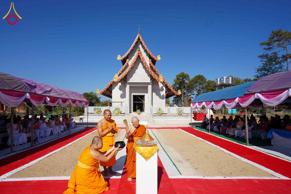 ภาพ No.309255:วันเสาร์ที่ 7 กุมภาพันธ์ พ.ศ.2569 พิธีบรรจุพระบรมสารีริกธาตุ ประดิษฐาน  ณ เจดีย์วัดทุ่งเจริญธรรม อ.อมก๋อย จ.เชียงใหม่