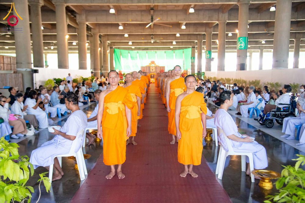 ภาพ No.293637:วันที่ 10 มกราคม พ.ศ. 2569 พิธีปลงผมธรรมทายาทบูชาธรรม 117  ปี คุณยายอาจารย์ฯ ณ วิหารคด วัดพระธรรมกาย ปทุมธานี