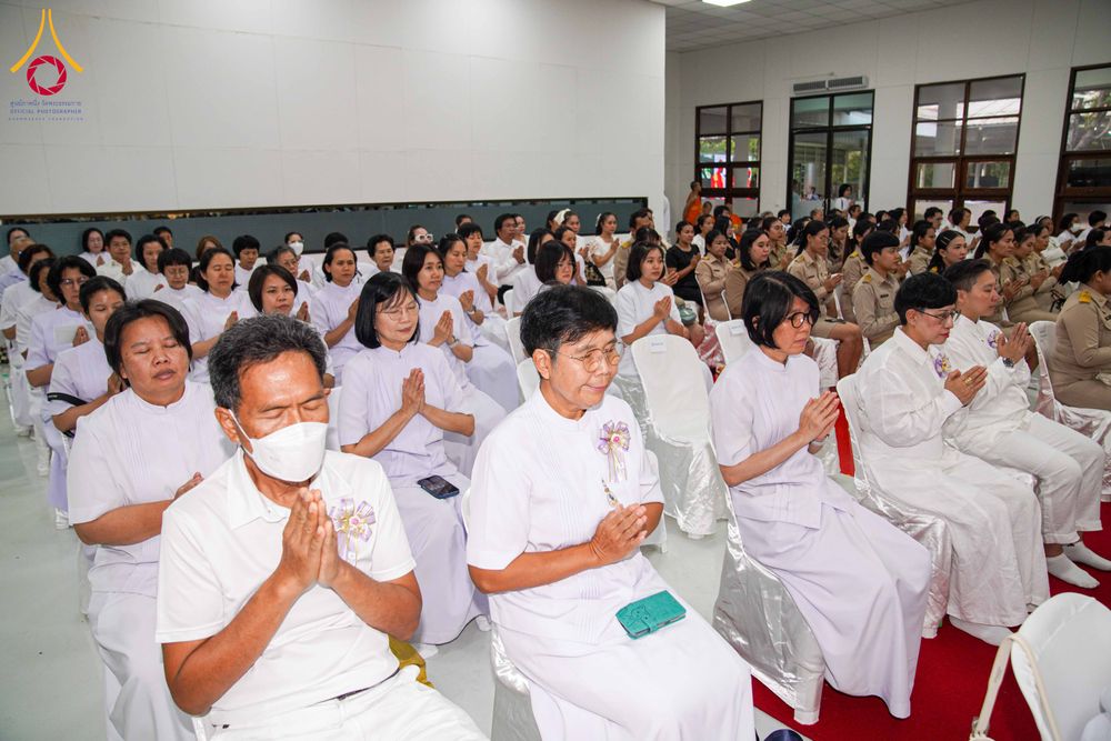 ภาพ No.315150:วันจันทร์ที่ 23 มีนาคม พ.ศ. 2569 พิธีบำเพ็ญกุศล คุณพ่อณรงค์ จินตมากุล  สิริอายุ 99 ปี 11 เดือน โยมบิดา พระครูปลัดรัตนวีรวัฒน์ (รังสฤษดิ์ อิทฺธิจินตโก) ที่ปรึกษาเจ้าคณะจังหวัดปทุมธานี เจ้าอาวาสวัดพระธรรมกาย  ณ ห้องปลูกศรัทธา 2 วัดพระธรรมกาย ปทุมธานี