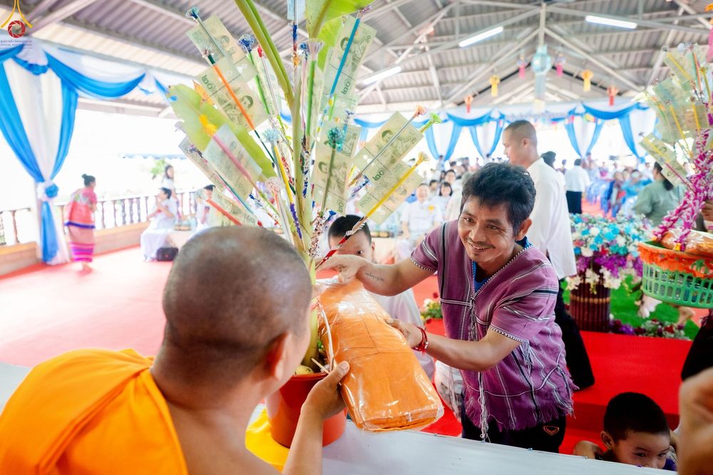 ภาพ No.258312:วันที่ 13 ตุลาคม พ.ศ. 2568 พิธีทอดกฐินสามัคคีทั่วไทย 30,000 วัด โดยคณะศิษยานุศิษย์ บูชาธรรม 81 ปี หลวงพ่อธัมมชโย ณ วัดทุ่งเจริญธรรม อ.อมก๋อย จ.เชียงใหม่