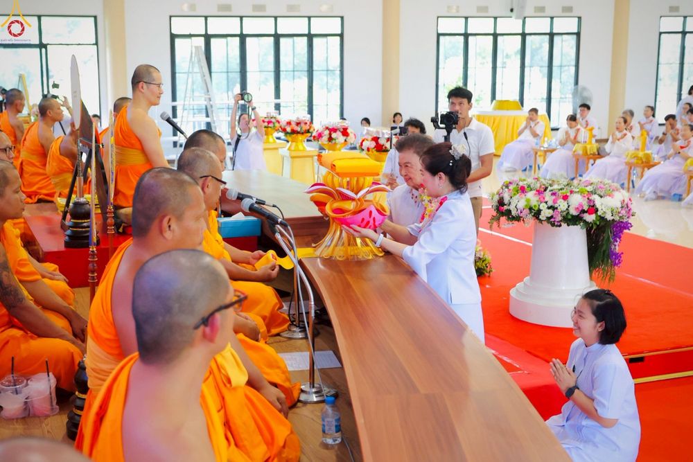 ภาพ No.265620:วันเสาร์ที่ 18 ตุลาคม พ.ศ. 2568 พิธีทอดกฐินสามัคคี ประจำปี 2568 “กฐินครัวมหาทาน” ณ ศูนย์อบรมเยาวชนบางปะหัน ตำบลหันสัง อำเภอบางปะหัน จังหวัดพระนครศรีอยุธยา