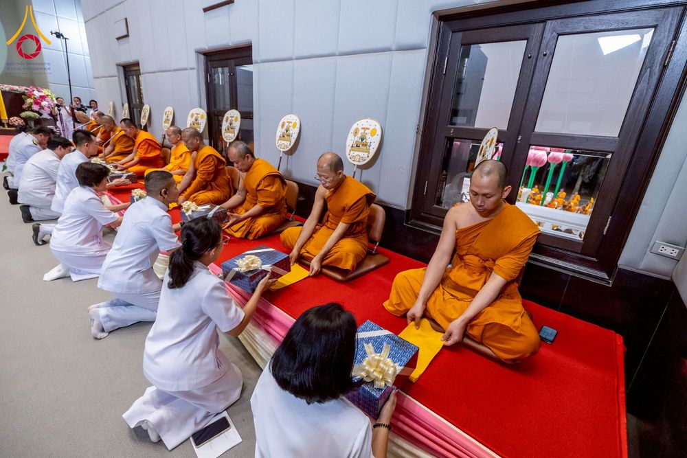 ภาพ No.231252:วันพฤหัสบดีที่ 3 กรกฏาคม พ.ศ. 2568 พิธีมุทิตาสักการะพระภิกษุนาคหลวง พระมหาพนาวัฒน์ ธมฺมนฺตคามี (จันทร์เผือก) เปรียญธรรม ๙ ประโยค ณ วัดพระธรรมกาย ปทุมธานี