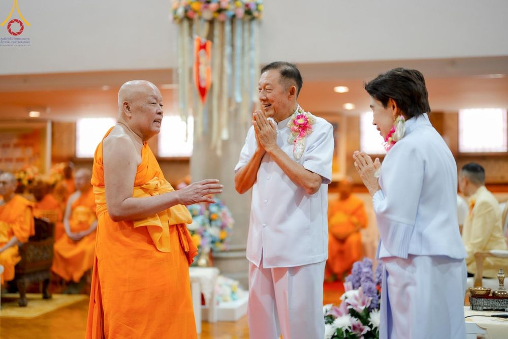ภาพ No.142582:พิธีพัทธสีมา ประดิษฐานลูกนิมิตมหาสมบัติ สถาปนาอุโบสถวัดพระธรรมกายลอนดอน บูชาธรรม 80 ปี หลวงพ่อธัมมชโย วันเสาร์ที่ 22 มิถุนายน พ.ศ. 2567