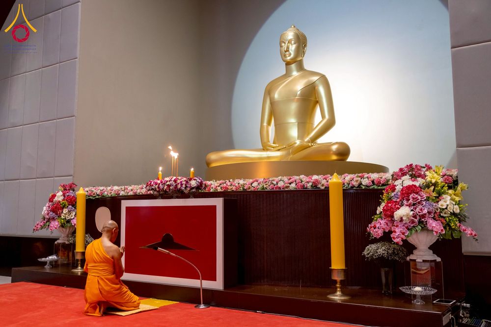 ภาพ No.256197:วันที่ 4 ตุลาคม พ.ศ. 2568 พิธีบรรพชาอุปสมบท  โครงการอุปสมบทหมู่บูชาธรรม 141 ปี  พระมงคลเทพมุนี (สด จนฺทสโร) ณ โบสถ์พระไตรปิฏก วัดพระธรรมกาย จ.ปทุมธานี