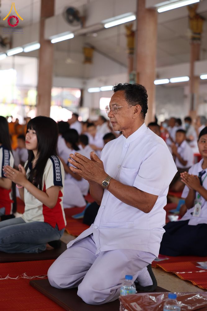 ภาพ No.300370:วันที่ 22 มกราคม พ.ศ. 2569 พิธีทอดผ้าป่าทำนุบำรุงศาสนสถาน ณ วัดรางกำหยาด ต.บางภาษี อ.บางเลน จ.นครปฐม ในโครงการธรรมยาตรา กตัญญูบูชา มหาปูชนียาจารย์ พระมงคลเทพมุนี(สด จนฺทสโร) พระผู้ปราบมาร อนุสรณ์สถาน 7 แห่ง ปีที่ 14