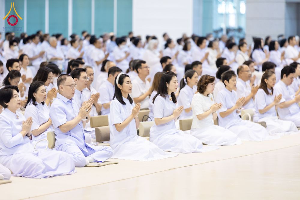 ภาพ No.287649:วันที่ 1 มกราคม พ.ศ. 2569 พิธีบูชาข้าวพระ ณ สภาธรรมกายสากล วัดพระธรรมกาย