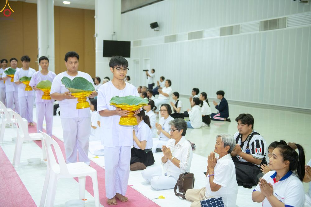 ภาพ No.319281:วันเสาร์ที่ 4 เมษายน พ.ศ.2569 พิธีปลงผมนาคธรรมทายาท โครงการอุปสมบทหมู่ธรรมทายาท ระดับอุดมศึกษา รุ่นที่ 53 ภาคฤดูร้อน ณ มหารัตนวิหารคด 13 วัดพระธรรมกาย