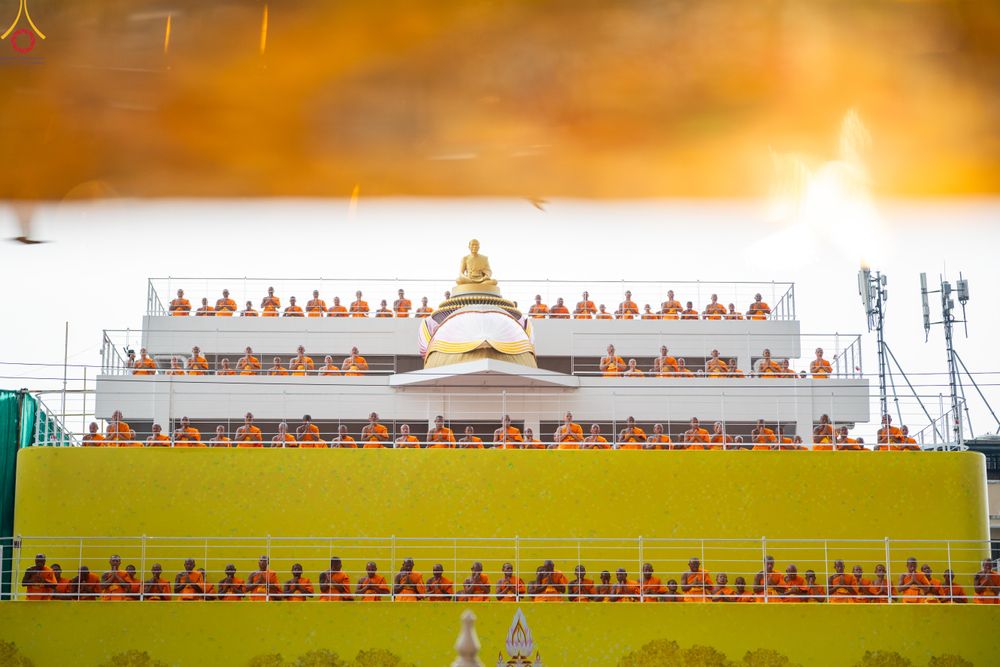 ภาพ No.300070:วันที่ 22 มกราคม พ.ศ.2569 พระธรรมยาตราปฏิบัติธรรม และถ่ายภาพหมู่ประวัติศาสตร์ ณ อาคารธรรมยาตรา กตัญญูบูชามหาปูชนียาจารย์  ตรงข้ามวัดปากน้ำภาษีเจริญ จ.กรุงเทพมหานคร ในโครงการธรรมยาตรา กตัญญูบูชา มหาปูชนียาจารย์ พระมงคลเทพมุนี(สด จนฺทสโร) พระผู้ปราบมาร อนุ