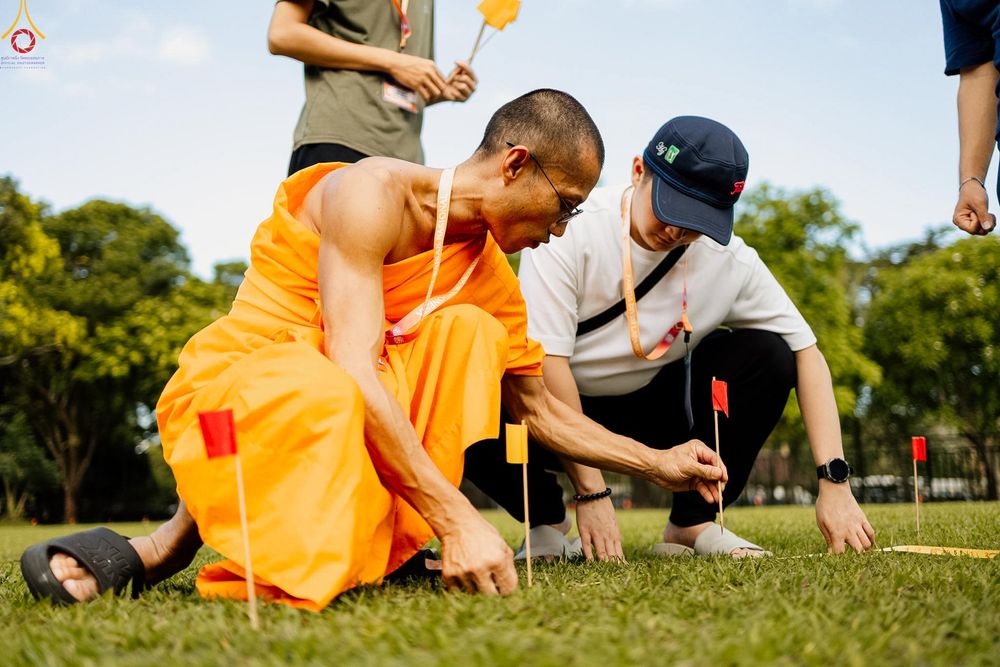 ภาพ No.331300:วันที่ 29 พฤษภาคม พ.ศ.2569 MBMI Tangerang (Majelis Agama Buddha Mahanikaya)  ได้มีการเตรียมงานเพื่อจัดงานวิสาขบูชานานาชาติ (ภาพชุดที่ 2)