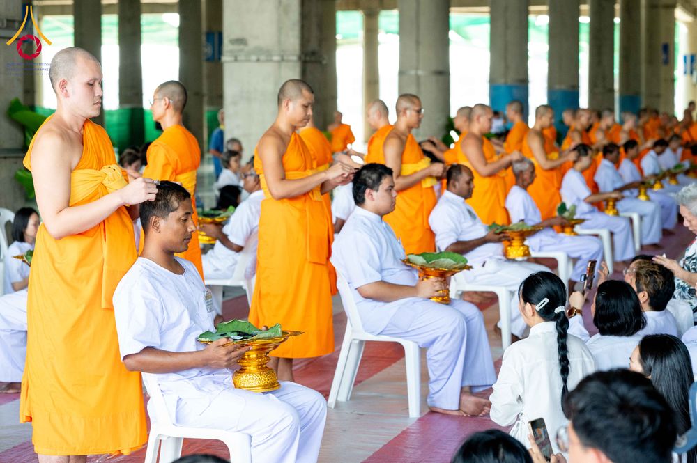 ภาพ No.339796:วันที่ 19 กรกฎาคม พ.ศ.2569 พิธีตัดปอยผม โครงการบวชพระนานาชาติ AEC และ WAB รุ่นที่ 10 THE AEC & INTERNATIONAL ORDINATION PROGRAM ณ มหารัตนวิหารคด 30 วัดพระธรรมกาย ปทุมธานี