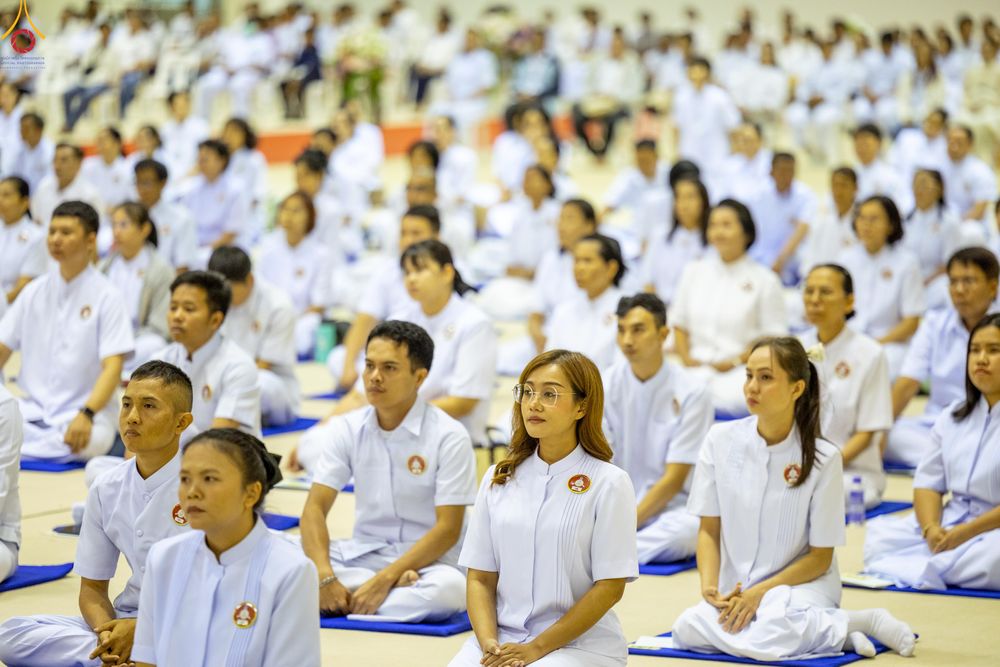 ภาพ No.339579:วันที่ 18 กรกฎาคม พ.ศ.2569 วันมหารำลึก ครั้งที่ 36 ณ ห้องแก้วสารพัดนึก 1 วัดพระธรรมกาย