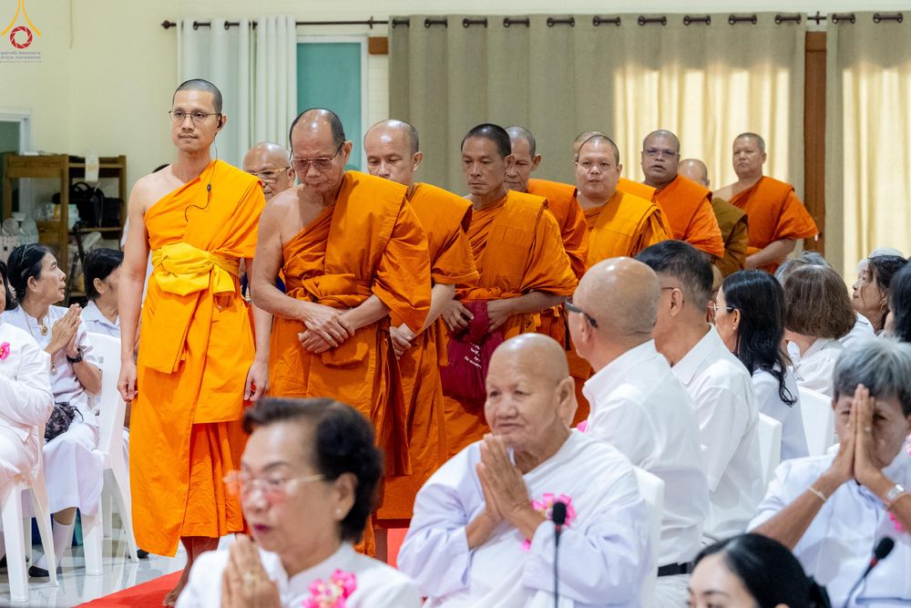 ภาพ No.336190:วันที่ 20 มิถุนายน พ.ศ.2569 พิธีทอดผ้าป่า ส่งเสริมงานพระพุทธศาสนา , พิธีเจริญพระพุทธมนต์เนื่องในวาระครบรอบ 14 ปี ธรรมอุทยานบ้านแป้ง อ.พรหมบุรี จ.สิงห์บุรี