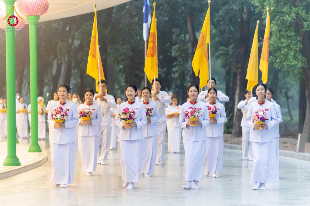 ภาพ No.298074:วันเสาร์ที่ 17 มกราคม พ.ศ. 2569 พิธีบรรพชาอุปสมบท โครงการอุปสมบทหมู่ บูชาธรรมครบ 117 ปี คุณยายอาจารย์มหารัตนอุบาสิกาจันทร์ ขนนกยูง  ณ อุโบสถพระไตรปิฎก วัดพระธรรมกาย