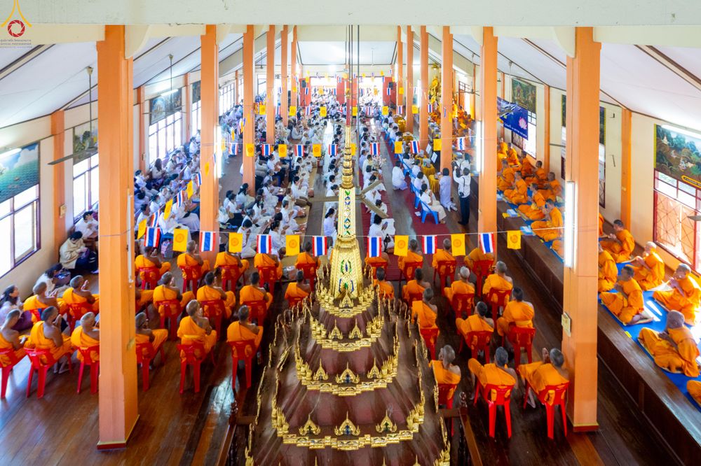 ภาพ No.293396:วันที่ 12 มกราคม พ.ศ. 2569 พิธีทอดผ้าป่าทำนุบำรุงศาสนสถาน ณ วัดผาสุการาม อ.บางเลน จ.นครปฐม ในโครงการธรรมยาตรา กตัญญูบูชา มหาปูชนียาจารย์ พระมงคลเทพมุนี(สด จนฺทสโร) พระผู้ปราบมาร อนุสรณ์สถาน 7 แห่ง ปีที่ 14