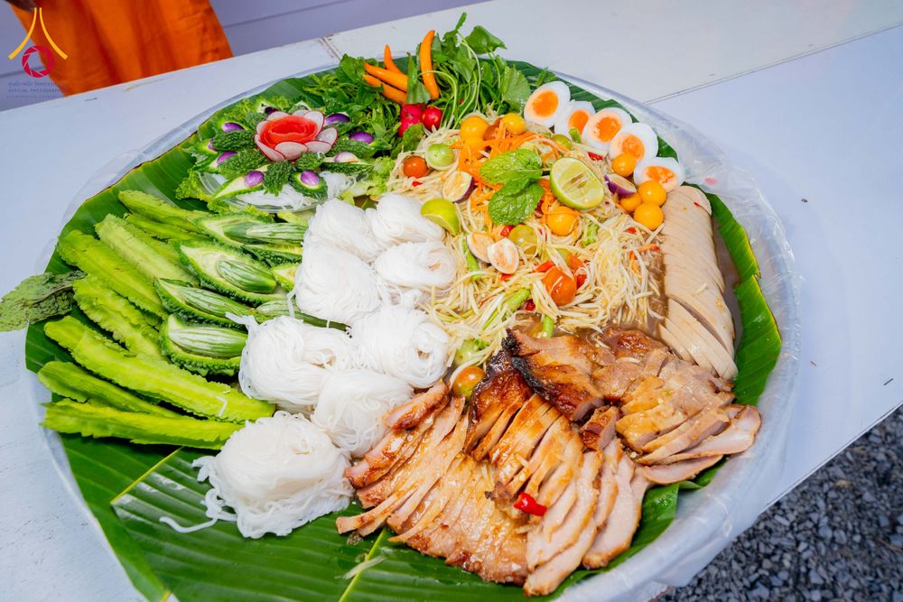 ภาพ No.300285:วันที่ 22 มกราคม พ.ศ. 2569 พิธีถวายภัตตาหารเป็นสังฆทาน แด่พระธรรมยาตรา ณ อนุสรณ์สถานบางปลา วัดบางปลา อำเภอบางเลน จังหวัดนครปฐม ในโครงการธรรมยาตรา กตัญญูบูชา มหาปูชนียาจารย์ พระมงคลเทพมุนี(สด จนฺทสโร) พระผู้ปราบมาร อนุสรณ์สถาน 7 แห่ง ปีที่ 14