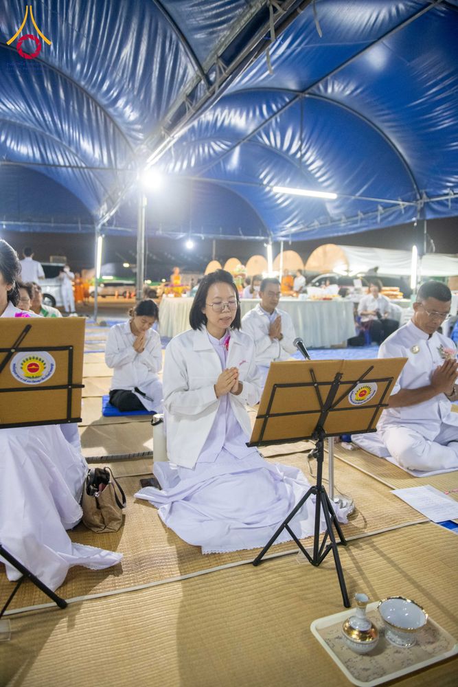 ภาพ No.289809:วันที่ 8 มกราคม พ.ศ. 2569 พิธีถวายภัตตาหารเป็นสังฆทาน แด่พระธรรมยาตรา ณ อนุสรณ์สถานคลองบางนางแท่น อ.สามพราน จ.นครปฐม ในโครงการธรรมยาตรา กตัญญูบูชา มหาปูชนียาจารย์ พระมงคลเทพมุนี(สด จนฺทสโร) พระผู้ปราบมาร อนุสรณ์สถาน 7 แห่ง ปีที่ 14