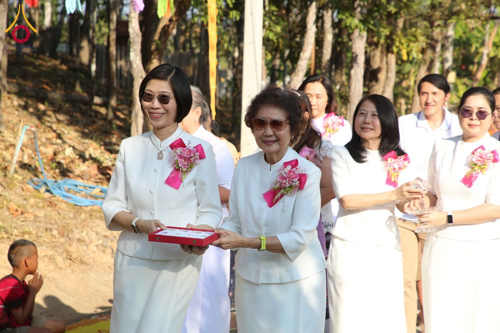 ภาพ No.308936:วันศุกร์ที่ 6 กุมภาพันธ์ พ.ศ.2569 พิธีอัญเชิญพระบรมสารีริกธาตุ เพื่อประดิษฐาน  ณ เจดีย์วัดทุ่งเจริญธรรม อ.อมก๋อย จ.เชียงใหม่