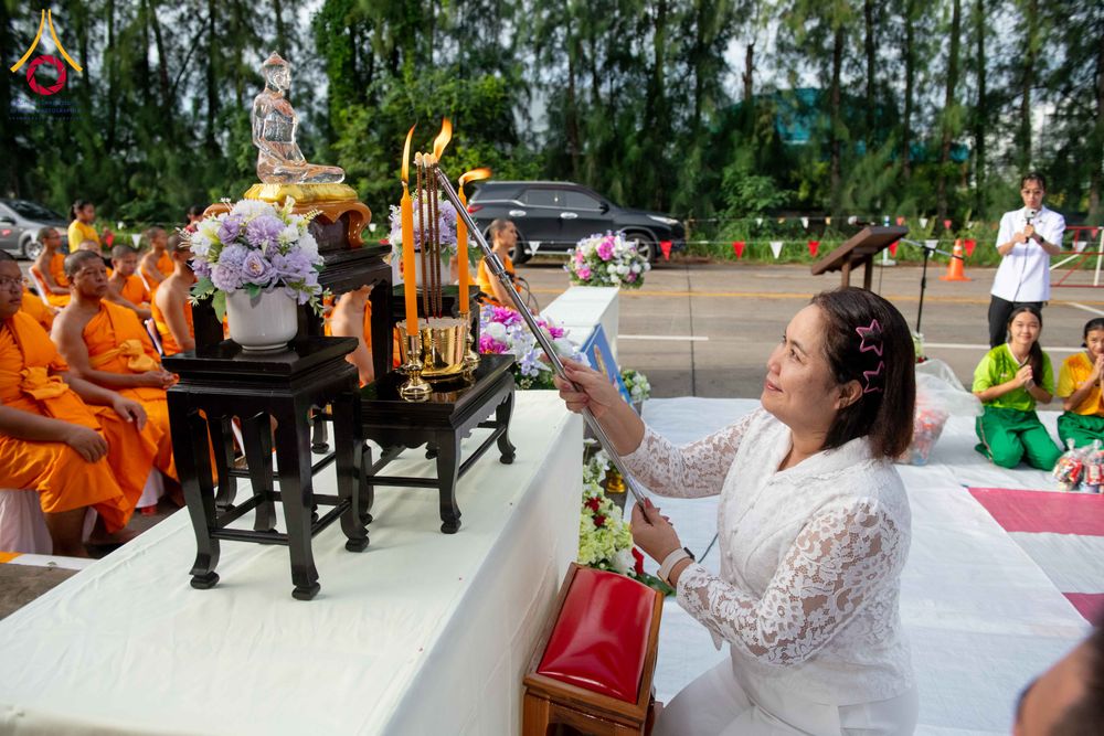 ภาพ No.342533:วันที่ 5 สิงหาคม พ.ศ. 2569  กิจกรรมตักบาตรโครงการรักความดี เพื่อเผยแผ่งานพระพุทธศาสนา  ศูนย์คมนาคม วัดพระธรรมกาย ณ โรงเรียนสังข์อ่ำ อ.คลองหลวง จ.ปทุมธานี
