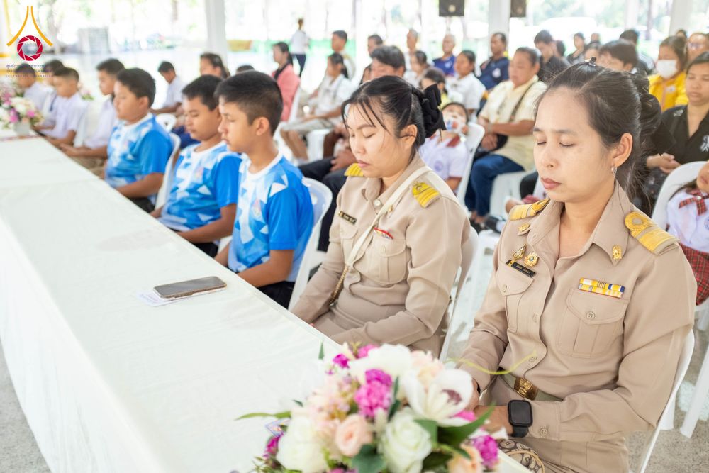 ภาพ No.291107:วันจันทร์ที่ 5 มกราคม พ.ศ. 2569  วัดพระธรรมกาย มูลนิธิธรรมกาย  จัดพิธีมอบของขวัญสนับสนุนการจัดกิจกรรมงานวันเด็กแห่งชาติ ประจำปี พ.ศ. 2569 ให้แก่องค์กรภาคีเครือข่ายกว่า 200 องค์กร ณ วัดพระธรรมกาย อ.คลองหลวง จ.ปทุมธานี