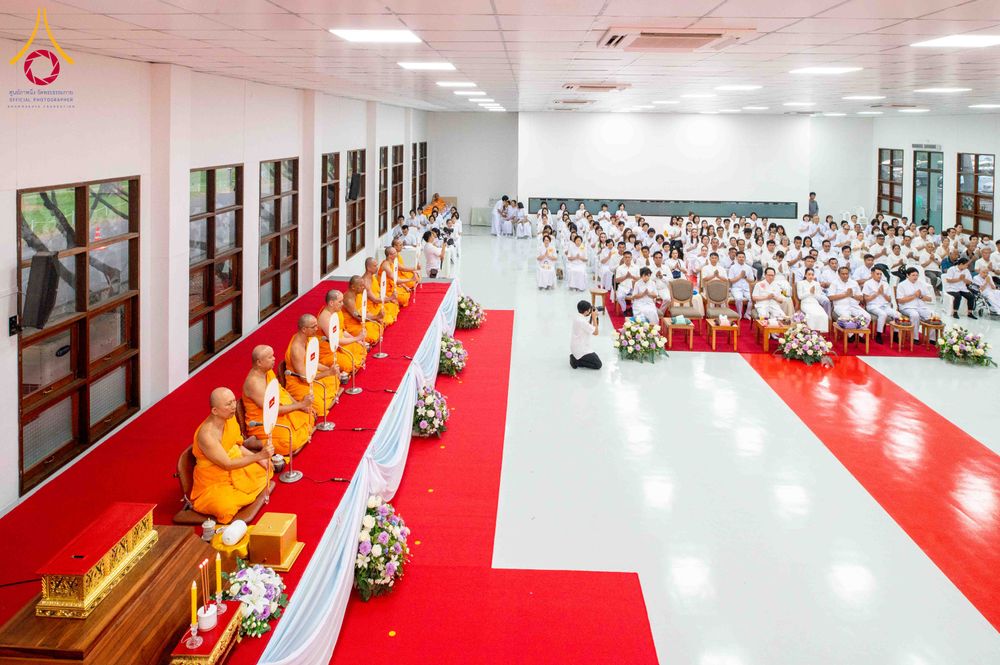 ภาพ No.315344:วันอังคารที่ 24 มีนาคม พ.ศ. 2569 พิธีบำเพ็ญกุศล คุณพ่อณรงค์ จินตมากุล  สิริอายุ 99 ปี 11 เดือน โยมบิดา พระครูปลัดรัตนวีรวัฒน์ (รังสฤษดิ์ อิทฺธิจินตโก) ที่ปรึกษาเจ้าคณะจังหวัดปทุมธานี เจ้าอาวาสวัดพระธรรมกาย  ณ ห้องปลูกศรัทธา 2 วัดพระธรรมกาย ปทุมธานี