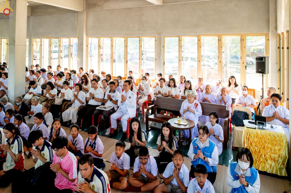 ภาพ No.288747:วันที่ 5 มกราคม พ.ศ. 2569 พิธีทอดผ้าป่าทำนุบำรุงศาสนสถาน ณ วัดศิลามูล อ.บางเลน จ.นครปฐม ในโครงการธรรมยาตรา กตัญญูบูชา มหาปูชนียาจารย์ พระมงคลเทพมุนี(สด จนฺทสโร) พระผู้ปราบมาร อนุสรณ์สถาน 7 แห่ง ปีที่ 14