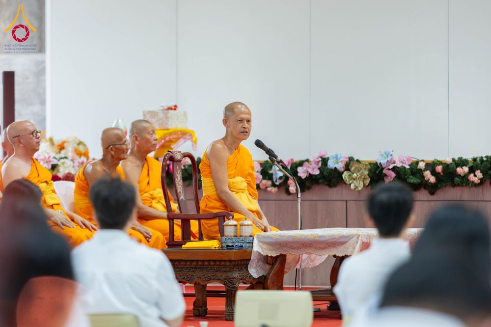 ภาพ No.315711:วันอาทิตย์ ที่ 22 มีนาคม พ.ศ. 2569 พิธีทอดผ้าป่าฉลองพระประธาน พิธีประดิษฐานพระบรมสารีริกธาตุในองค์พระประธาน พิธีจารึกชื่อบรรจุในแผ่นฌาน ณ ศูนย์ปฏิบัติธรรมสมุทรปราการ (บางบ่อ)