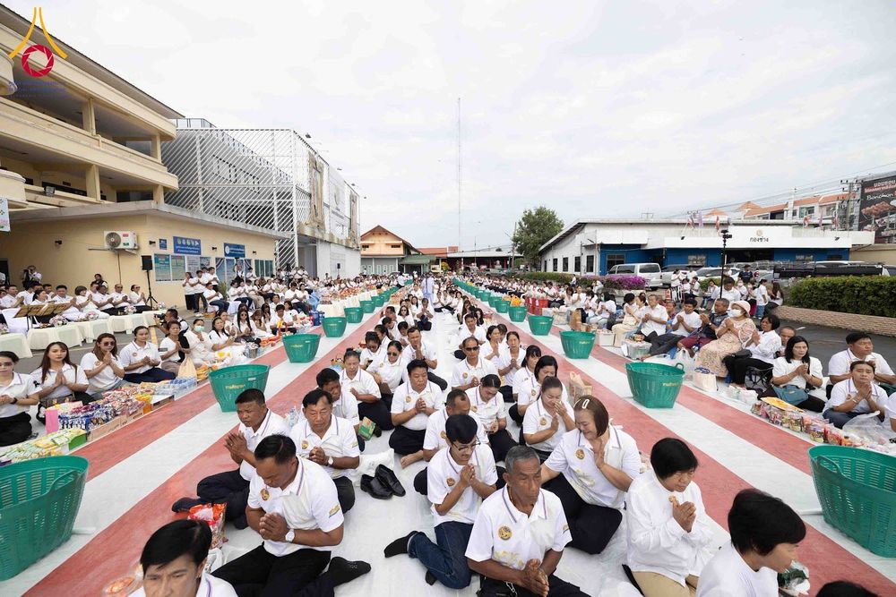 ภาพ No.346996:วันอาทิตย์ที่ 30 สิงหาคม พ.ศ. 2569  พิธีทำบุญตักบาตรพระ 123 รูป เนื่องในโอกาสครบรอบ 122 ปี แห่งการก่อตั้งอำเภอคลองหลวง จังหวัดปทุมธานี ณ บริเวณหน้าที่ว่าการอำเภอคลองหลวง
