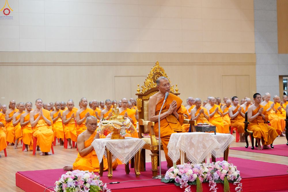 ภาพ No.343304:วันที่ 16 สิงหาคม พ.ศ.2569 พิธีมุทิตาสักการะพระราชาคณะ ณ ห้องแก้วสารพัดนึก 2 วัดพระธรรมกาย